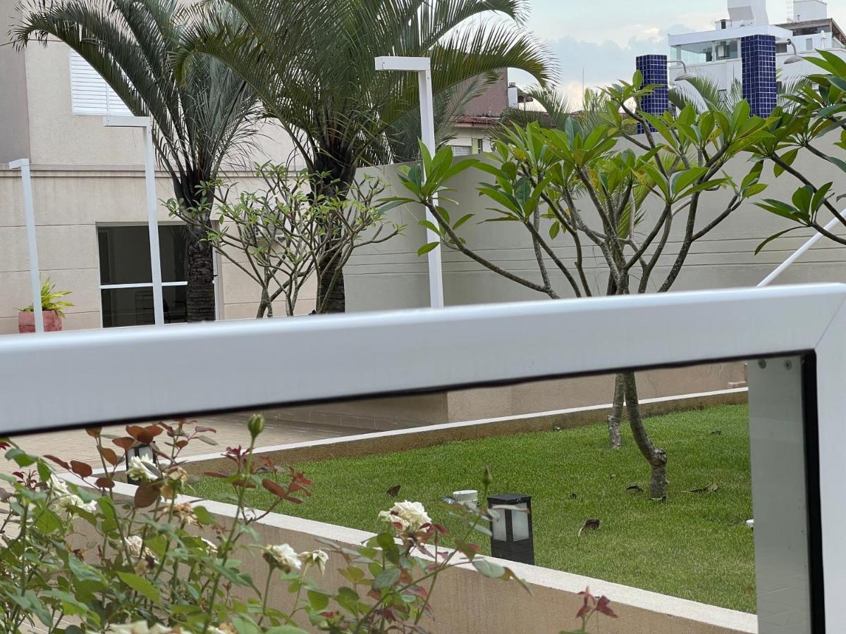 Lazer De Resort A Poucos Passos Da Praia Guaruja Luaran gambar